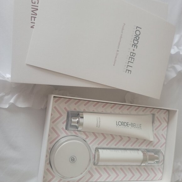 Lorde and Belle 3 PC. Set - Picture 2 of 3